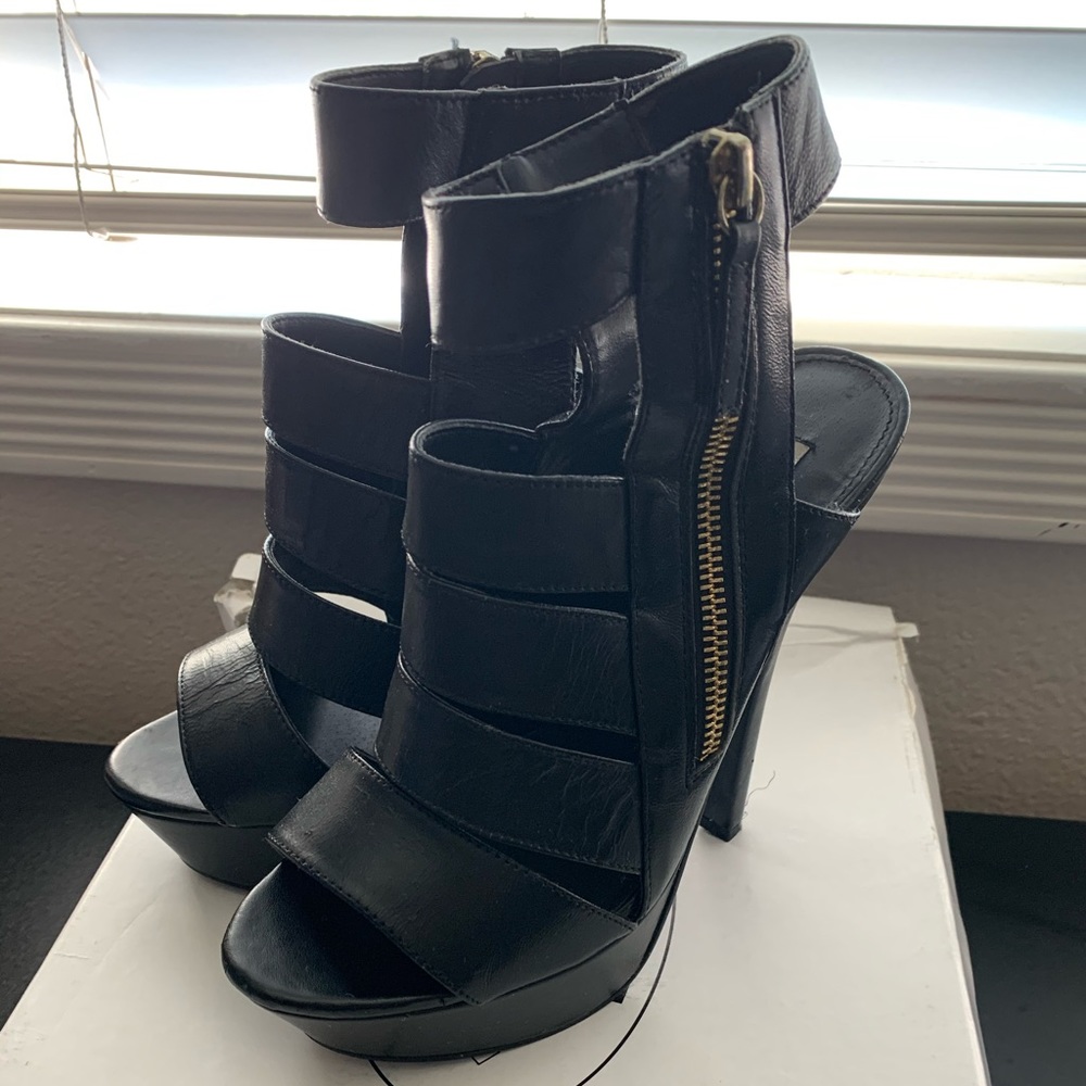 Steve Madden Platform Sandal Size 8 - image 2
